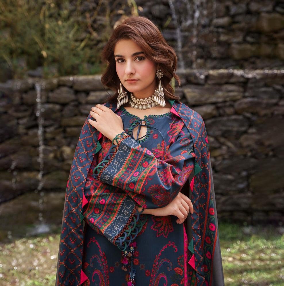 zari-zeens-c-prints-04-01-01 Zari Zeens C-Prints Unstitched Linen - Navy Maroon - Image 1